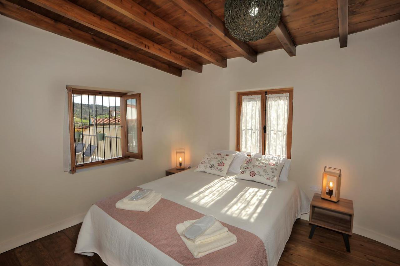Pentasino Traditional House Agios Theodoros エクステリア 写真