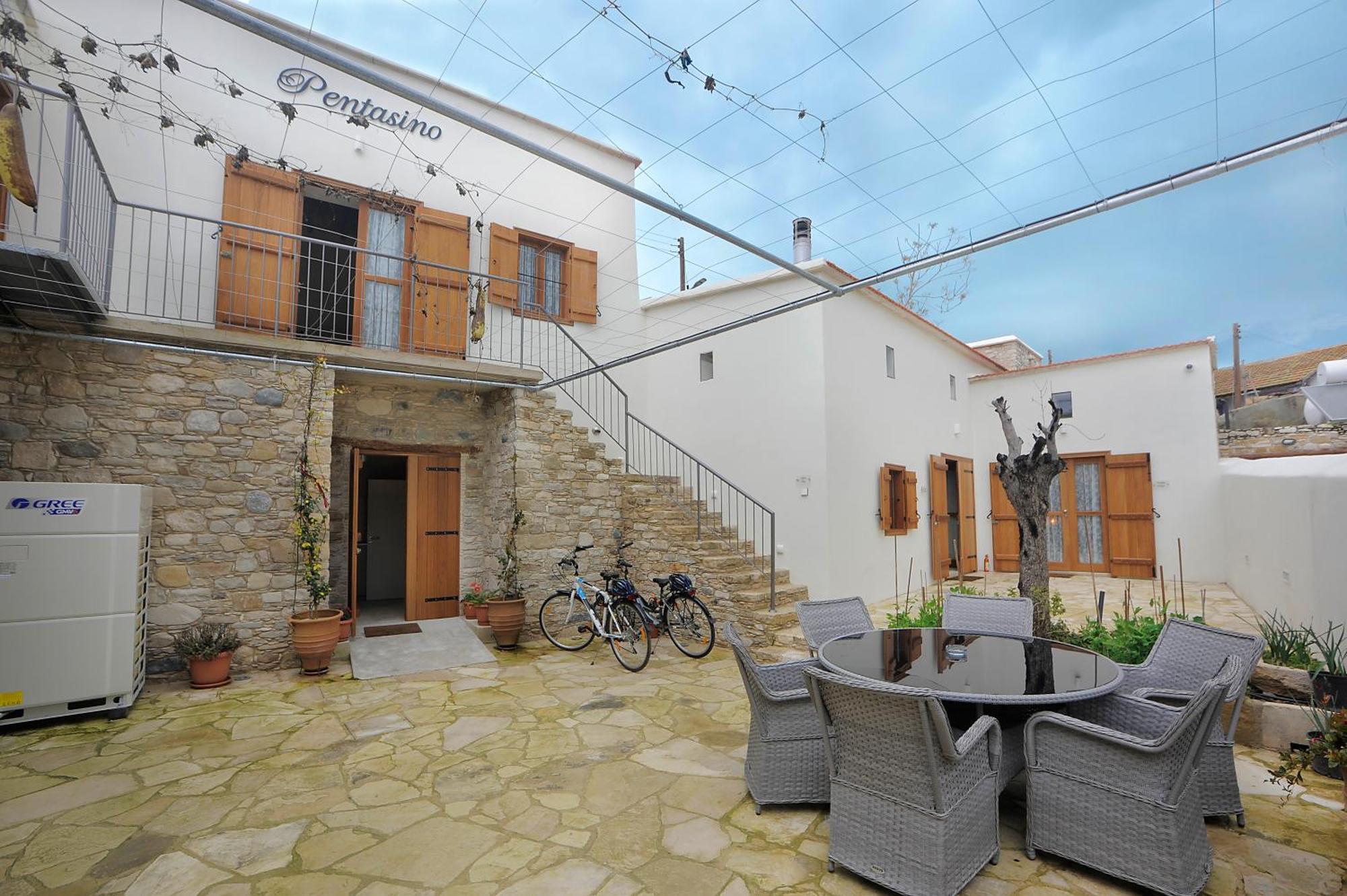 Pentasino Traditional House Agios Theodoros エクステリア 写真